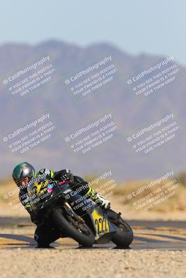 media/Mar-22-2025-CVMA (Sat) [[462c0ffedb]]/Race 13-Amateur Supersport Middleweight/